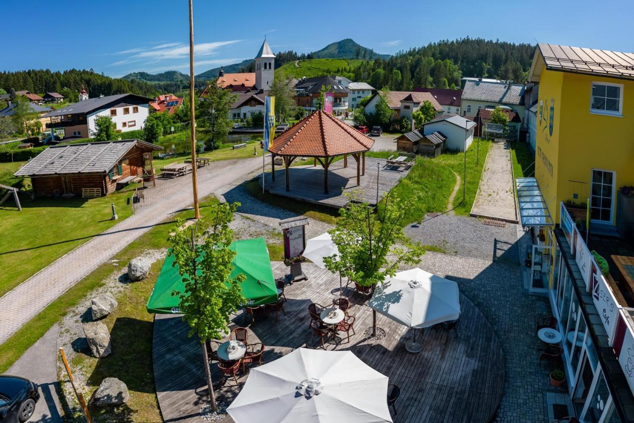 Familie Zuser Hotel Garni Миттербах Экстерьер фото